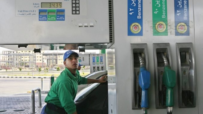 Egypt-fuel-station